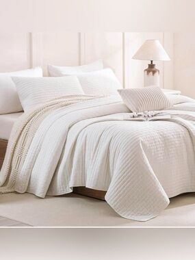 King Size White Quilt Set 108”x98” – Soft Cotton Bedspread